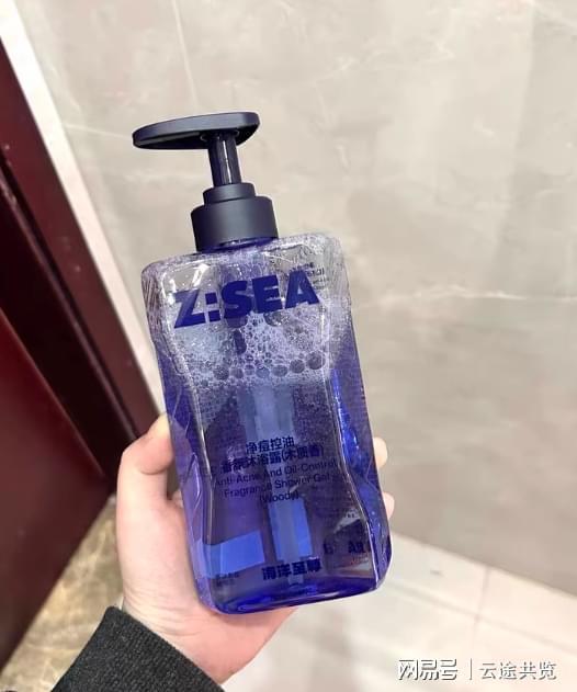 实测！6 款换季锁水养出水光肌！开元棋牌app沐浴露推荐假滑克星(图4)